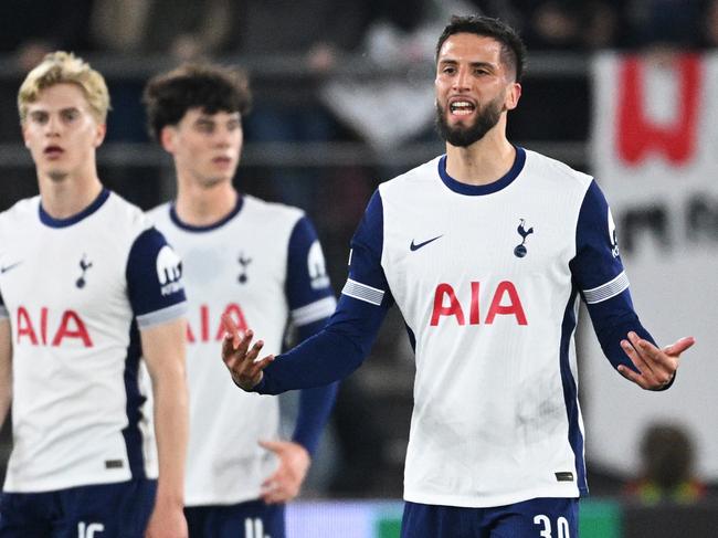 ALKMAAR, NETHERLANDS - MARCH 06: Rodrigo Bentancur of Tottenham Hotspur reacts after Lucas Bergvall of Tottenham Hotspur scores a own goal during the UEFA Europa League 2024/25 Round of 16 First Leg match between AZ Alkmaar and Tottenham Hotspur at AFAS Stadion on March 06, 2025 in Alkmaar, Netherlands. (Photo by Justin Setterfield/Getty Images)