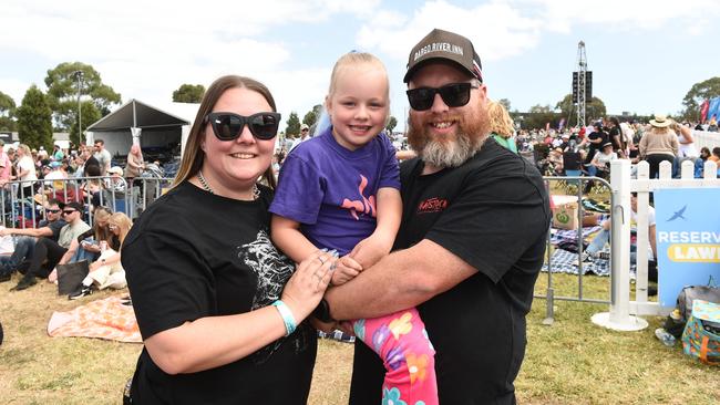 Hello Sunshine Music &amp; Food Festival. Jade Vriend, Madelyn and Tim Vriend Picture: David Smith