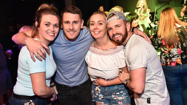 Roxanne McAdam, Stephen Garbutt, Jenifer Graham and Paul Dolan at Shooters.