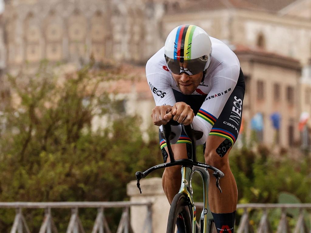 Italy's Ganna powers to cycling world one-hour record - Oman Observer