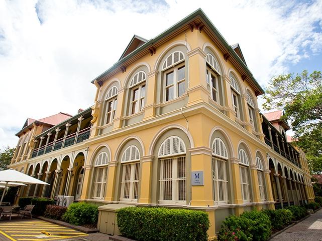 Brisbane Girls Grammar School has instructed students to clean out their lockers for a “possible” coronavirus closure.