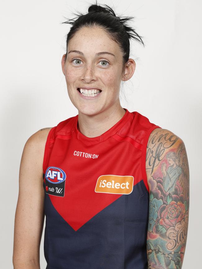 Lauren Wood is tipping former WNBL basketballer Tegan Cunningham to take the AFLW by storm in her debut season. Picture: AFL Media