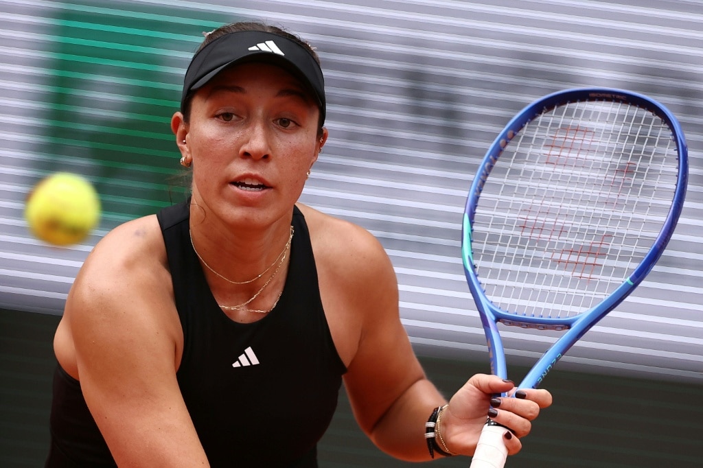 Sinner, Zverev into French Open last 16, Pegula and Andreeva advance