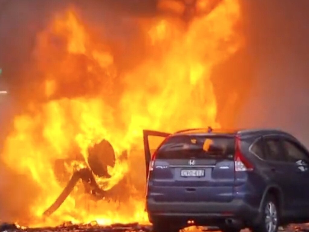 Screen grabs of a car accident and fire on Sydney Harbour Bridge this morning, causing, major delays. SOURCE: Twitter/9 - thetodayshow