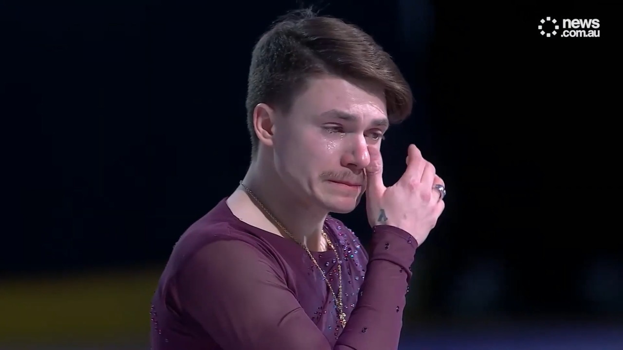 Emotional response for Ice Skater whose parents died in DC air crash