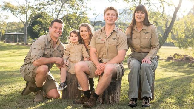 Chandler Powell, Grace, Bindi, Robert and Terri Irwin. Picture: @robertirwinphotography