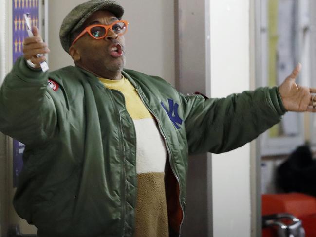 Spike Lee: ‘The Knicks are a f–king laughinstock’