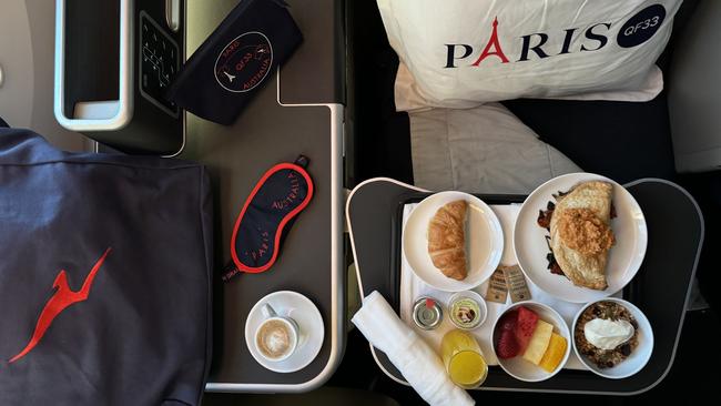 Breakfast is served on the Qantas Perth to Paris flight.