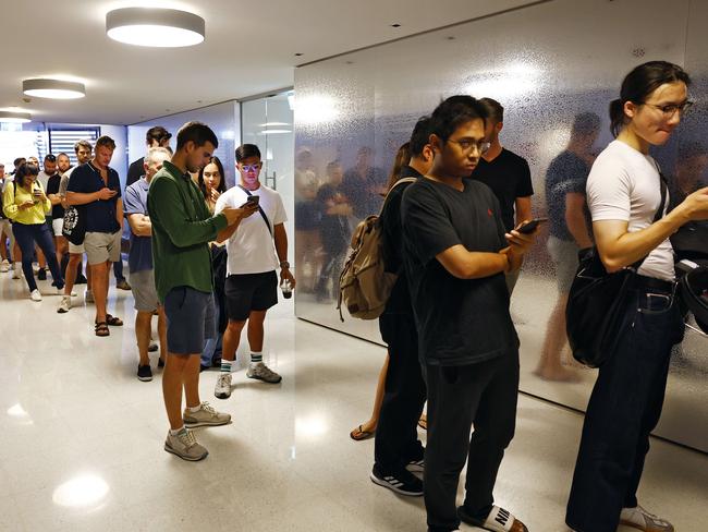 The 100-odd queue started inside the building and stretched outside and down the footpath in both directions. Picture: Sam Ruttyn