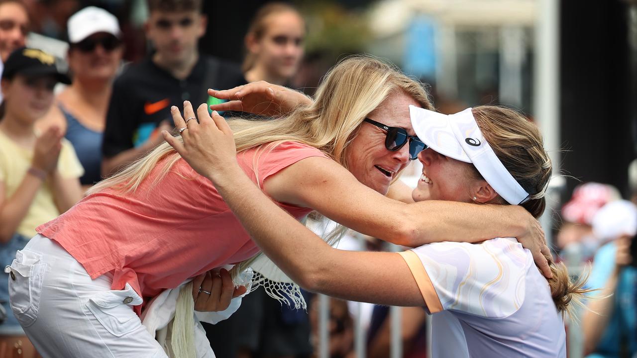 Olivia hugs her mother Natalia Gadecki after the match. Picture: David Caird