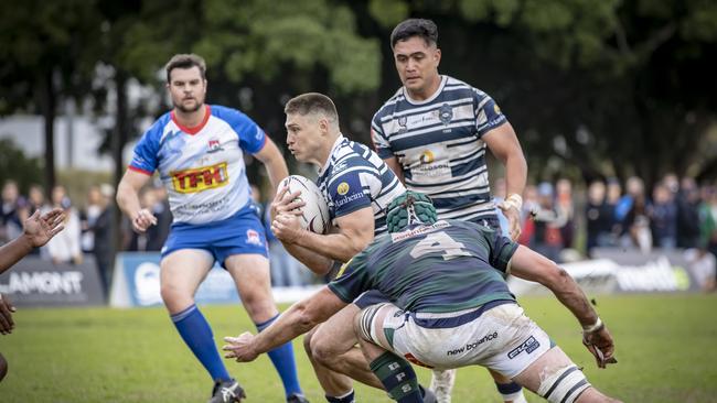 Premier Grade semi final action between Brothers and GPS. Pic: Brendan Hertel/QRU