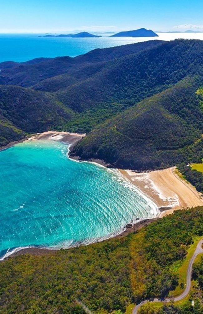 Locals fighting for their rights on Keswick Island. Picture: JewelZee