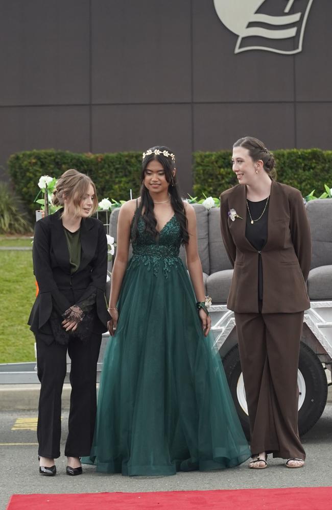 Caitlin, Chloe and Nicole at the Caloundra Christian College formal 2024