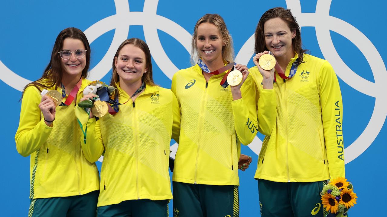 Chelsea Hodges (second from left) is retiring from swimming. (Photo by Al Bello/Getty Images)