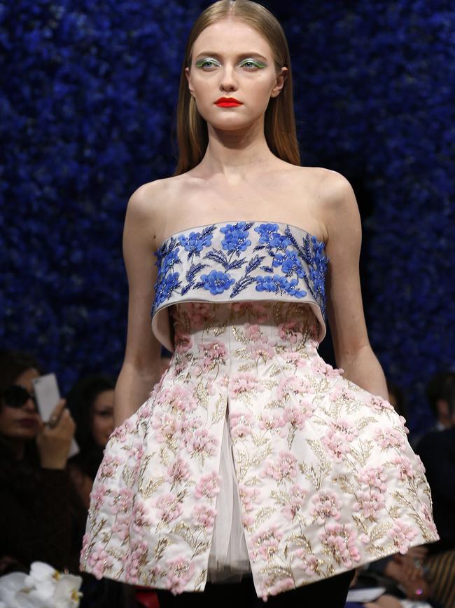 Raf Simons’ first Christian Dior haute couture collection, Fall-Winter 2012-2013. AFP PHOTO / FRANCOIS GUILLOT