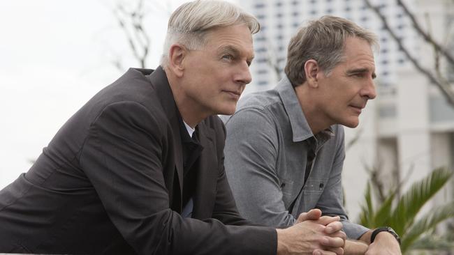 Special Agent Gibbs (Mark Harmon, left) reunites with former colleague Duane Cassius Pride in <i>NCIS: New Orleans</i>