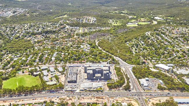 An aerial shot of the new Northern Beaches Hospital during construction.