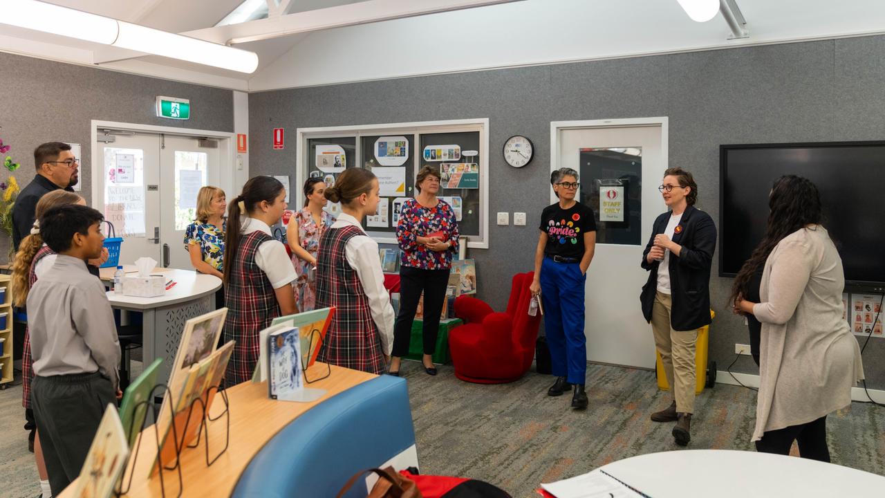 The Narragunnawali judges and staff talk to teachers and senior students about Kellyville’s reconciliation success. Picture: Reconciliation Australia