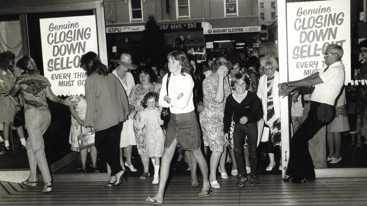 Vintage Melbourne: Darrell Lea, Venture, Waltons old photos