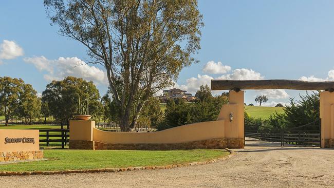 Shadow Creek has been inspired by an Arizona ranches.