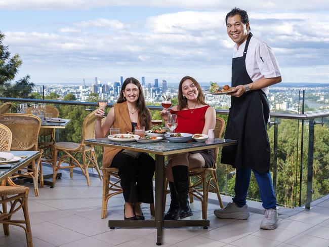 Eliza Dunn and Chelsea O’Brien with head chef Kym Machin. Picture: Josh Woning