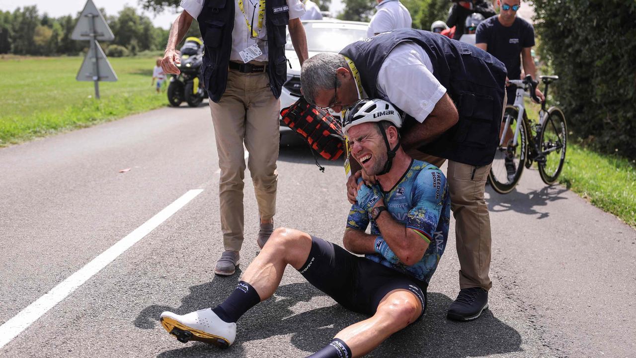 Heartbreaking images showed Cavendish in severe pain. Picture: AFP
