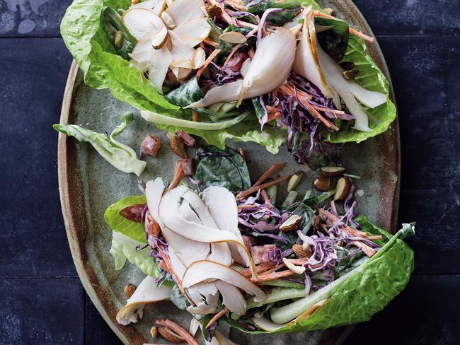 Smoked Chicken Slaw: One of the recipes from the CSIRO Low Carb Diet book.