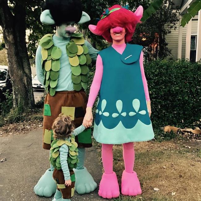 Halloween 2016 via social media ... Justin Timberlake and Jessica Biel, 
