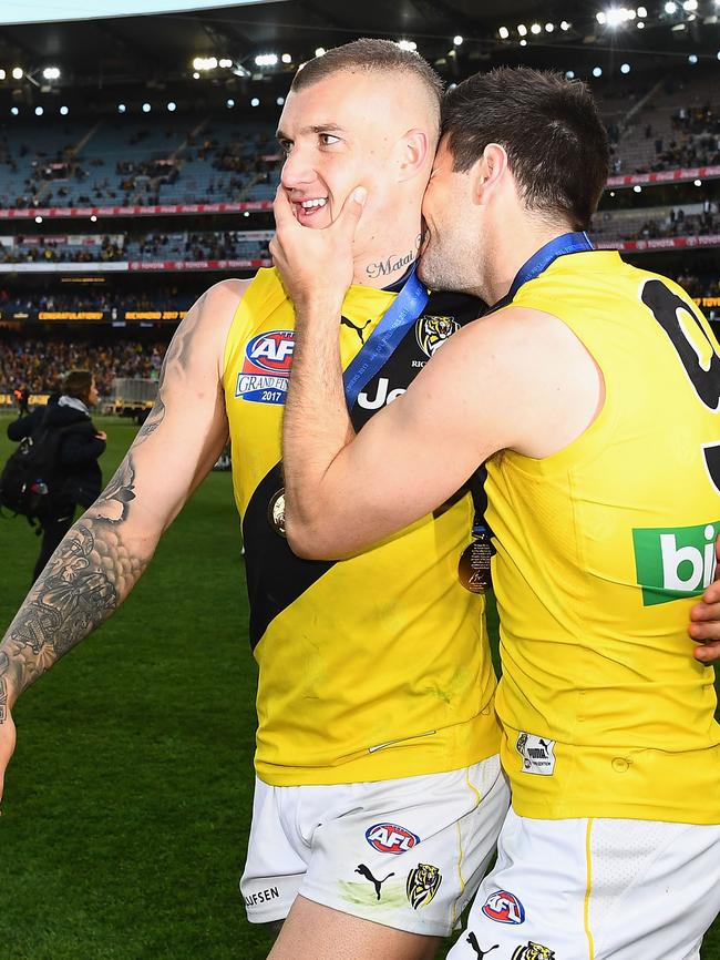 Martin and Cotchin of the Tigers celebrate