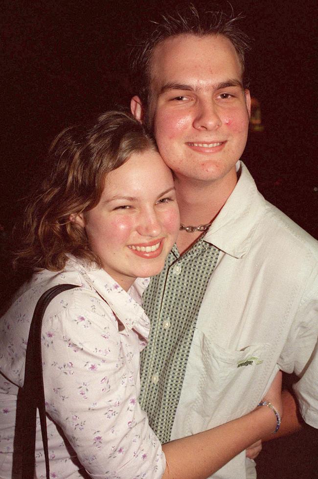NQ /Mackay Socials /doors /nightclub Leischen Grant & Steve Lind – 16 jan 2000