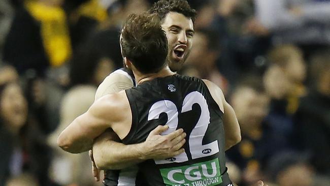 Alex Fasolo celebrates kicking the winning goal for Collingwood. Picture: Getty Images