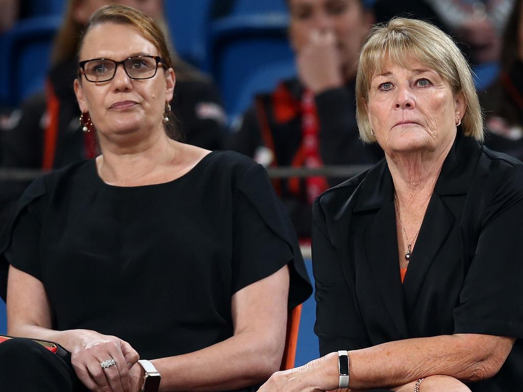 Tucker-Munro (L) as assistant to Giants’ head coach Julie Fitzgerald in 2022. Picture: Jason McCawley/Getty Images