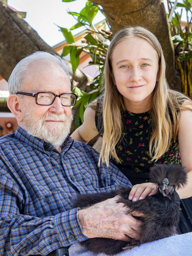 Roy Mason and his granddaughter Saskia Rogers. (AAP Image/Richard Walker)