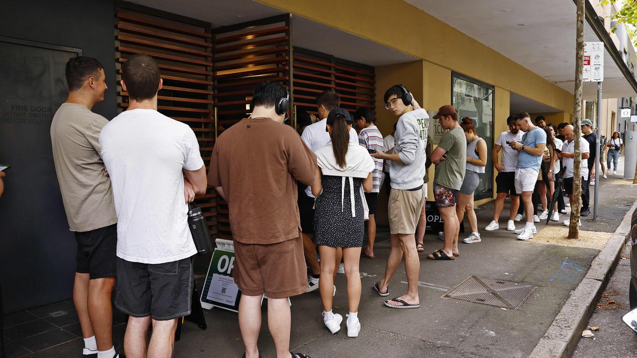 A queue of renters seen at a recent inspection in Surry Hills. Picture: Sam Ruttyn