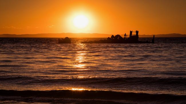 The sunset of Tangalooma ship wrecks brought out many Canon Collective photographers. Picture: Jennifer Dudley-Nicholson