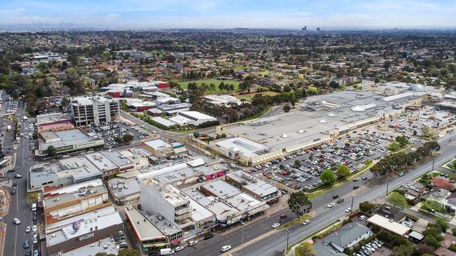 An aerial of The Glen shopping centre before its most recent redevelopment.