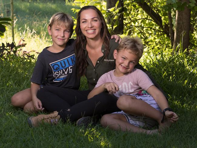 Kira Steinhaus with her sons Kobi and Karda.