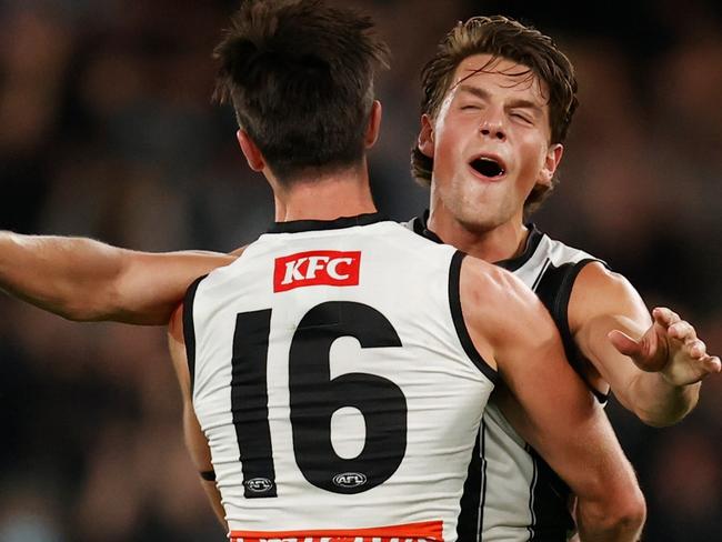 Pies fans laughing after great trade heist