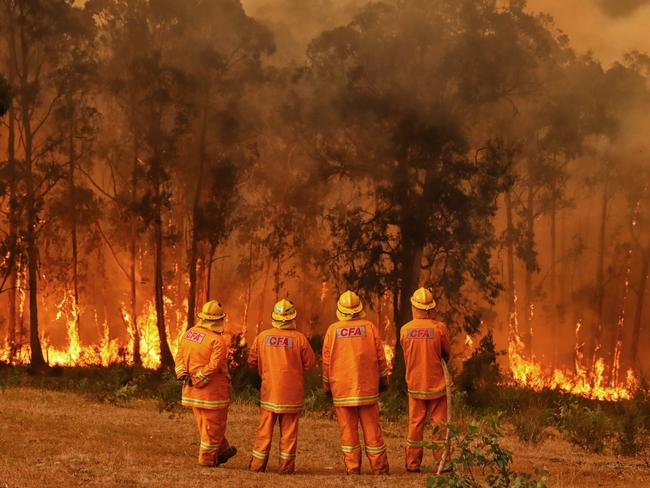 Bushfire in Bunyip State Park CFA watch a fire in Tynong North.   . Picture: Alex Coppel.