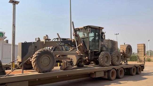 Australian Defence Force resources have moved into Tennant Creek to help authorities build fire breaks around the regional town. Picture: Facebook