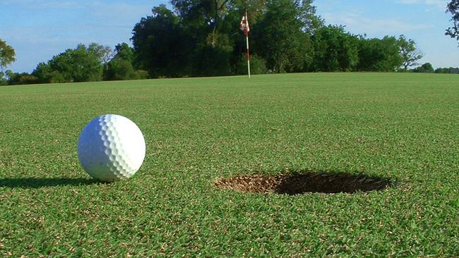 A man has been spotted behaving strangely on a walking track near Dorset Golf course.