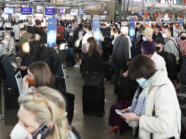 Daily Telegraph 10/6/22. Some delays at Sydney T2 domestic airport terminal  .picture John Grainger