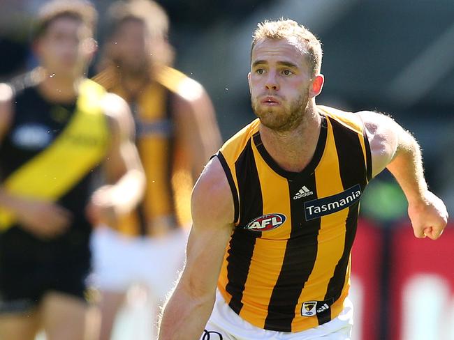 AFL Round 3. 08/04/2018. Richmond v Hawthorn at the MCG. Hawthorn's Tom Mitchell first quarter action  . Pic: Michael Klein