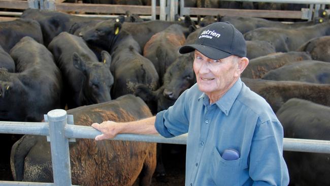 Graeme Norman, Wangaratta, sold these 20 Angus steers at 386kg for $2520 at Wangaratta's weaner sale last week.