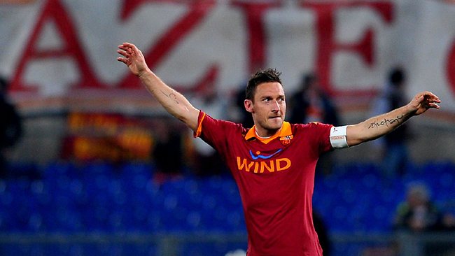 Francesco Totti suggests he'll retire with comments on Roma jersey