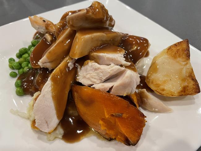 Roast chicken dinner from Bendigo RSL. Picture: Julieanne Strachan