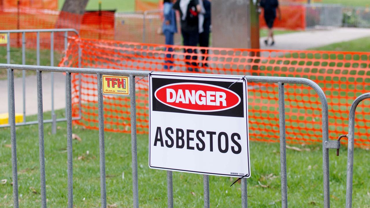 Asbestos Sydney: Schools tested for asbestos in garden mulch, EPA ...