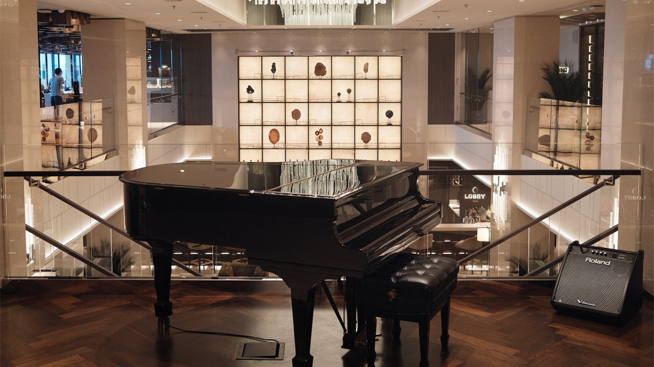 <h2>Entertainment</h2><p><span>You won&rsquo;t find the breadth of options you would on a super ship - think comedy shows, pool parties or duelling pianos. What you will find are world class vocalists and classically-trained musicians. There are several Steinway pianos on board - just check the Explora app to see who&rsquo;s playing when - and a swathe of singers plucked straight off Broadway. If Shostakovich is your jam, you&rsquo;ll be just fine. Photo: Emma Markezic</span></p>