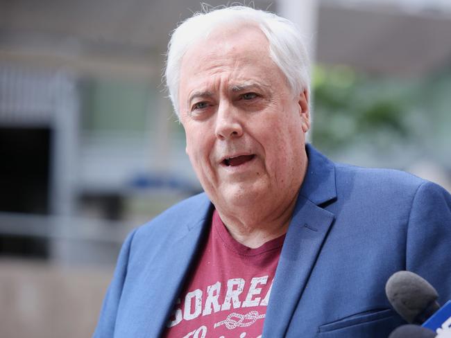 Clive Palmer arrives at the Federal law courts in Brisbane, Monday, December 11, 2017. Clive Palmer has taken the stand in the Brisbane Federal Court over the collapse of Queensland Nickel. (AAP Image/Jono Searle) NO ARCHIVING