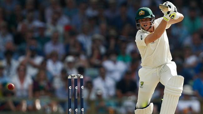 England seem to have no idea how to stop Australian captain Steve Smith.